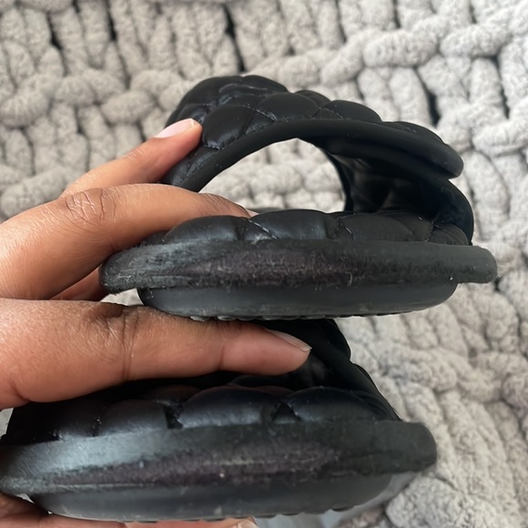 Balenciaga Quilted Slippers - Picture 8 of 8